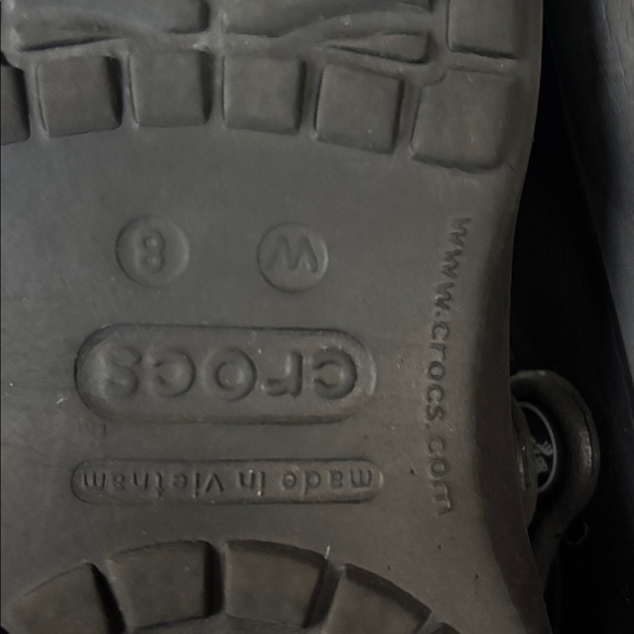 CROCS for Women size 8 - Picture 5 of 7